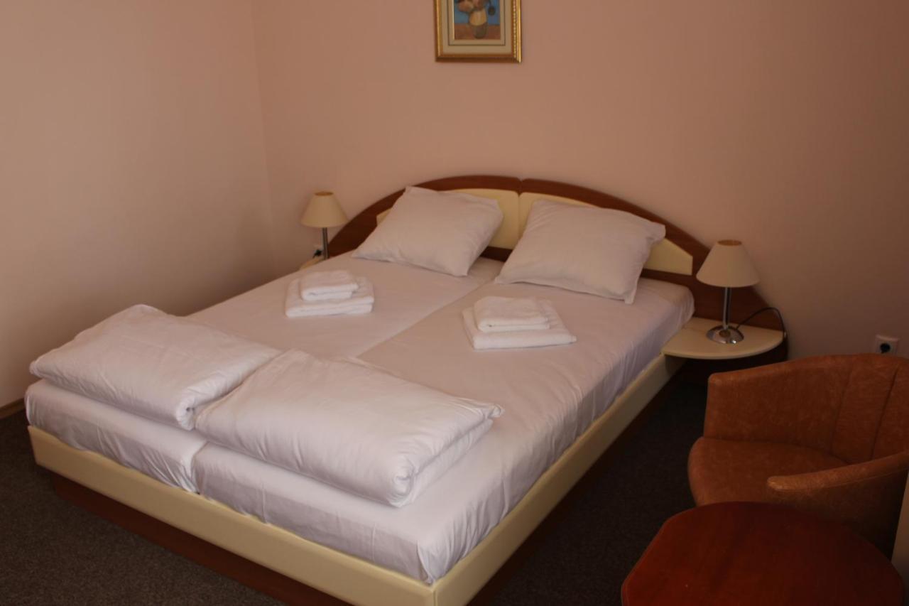 Arlanda Hotel Sveti Vlas Ngoại thất bức ảnh