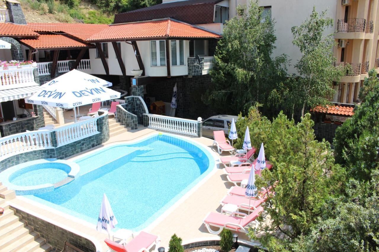 Arlanda Hotel Sveti Vlas Ngoại thất bức ảnh