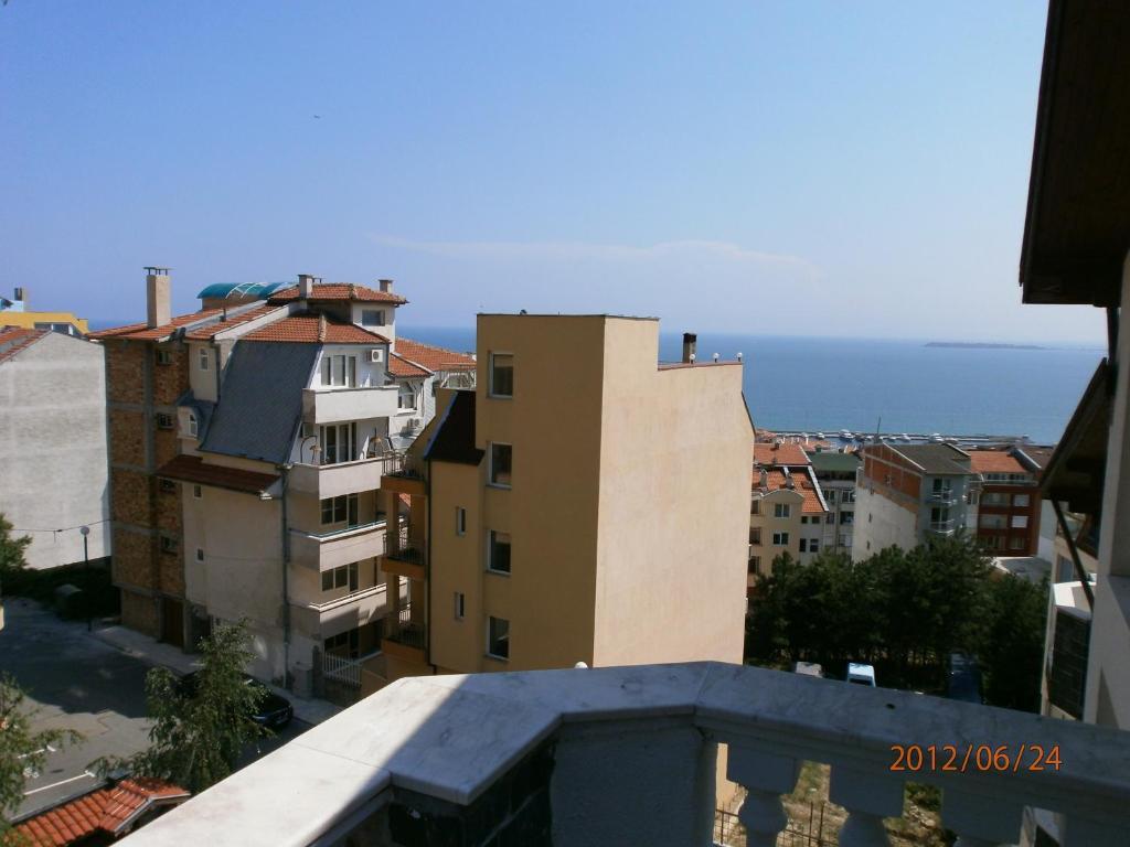 Arlanda Hotel Sveti Vlas Ngoại thất bức ảnh